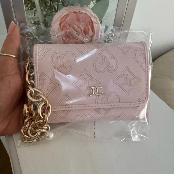 JUICY COUTURE Pink Women's Wallet Clutch with Gold Chain - Picture 9 of 11